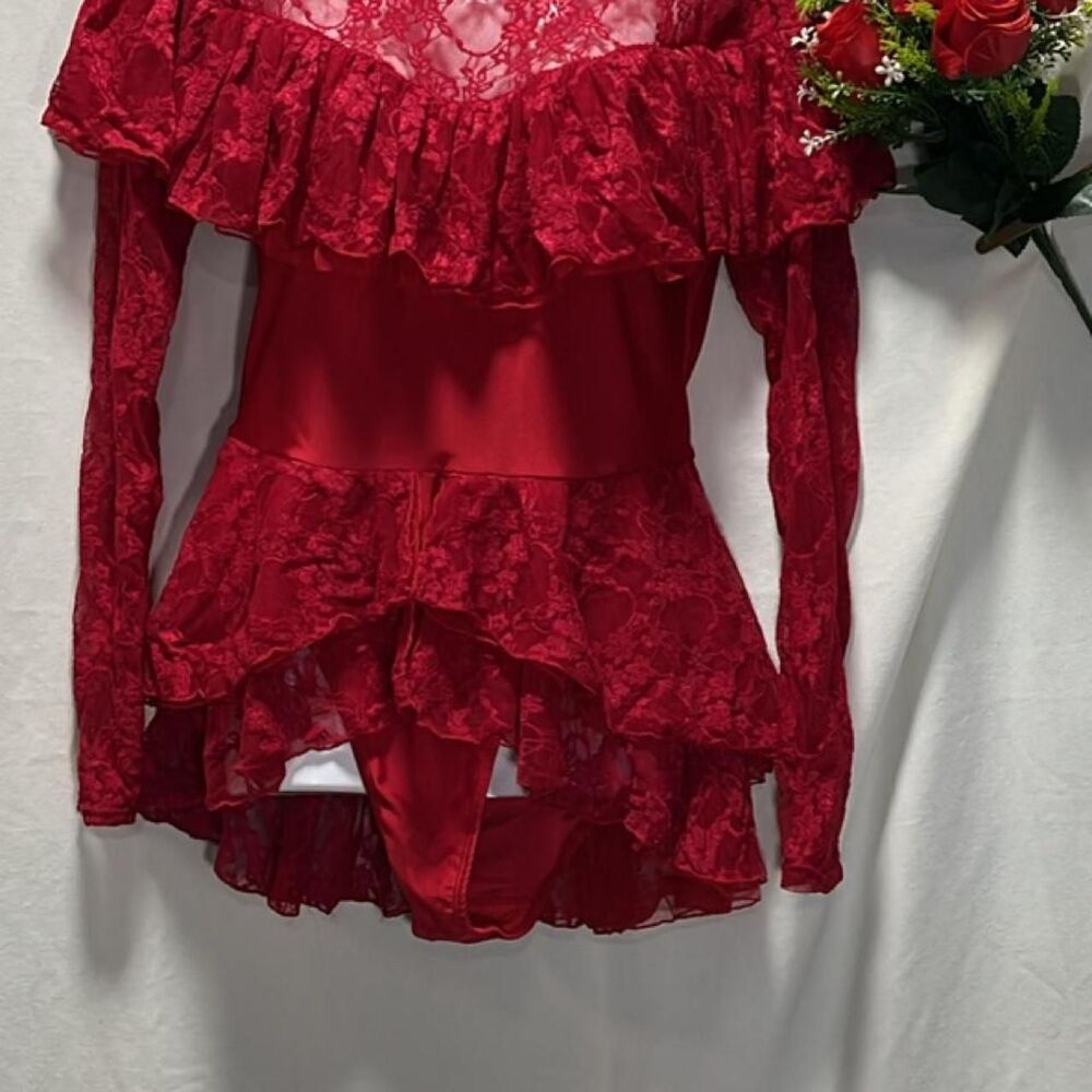 Bettlebride costume includes only bodysuit & bouquet Halloween costume M/L